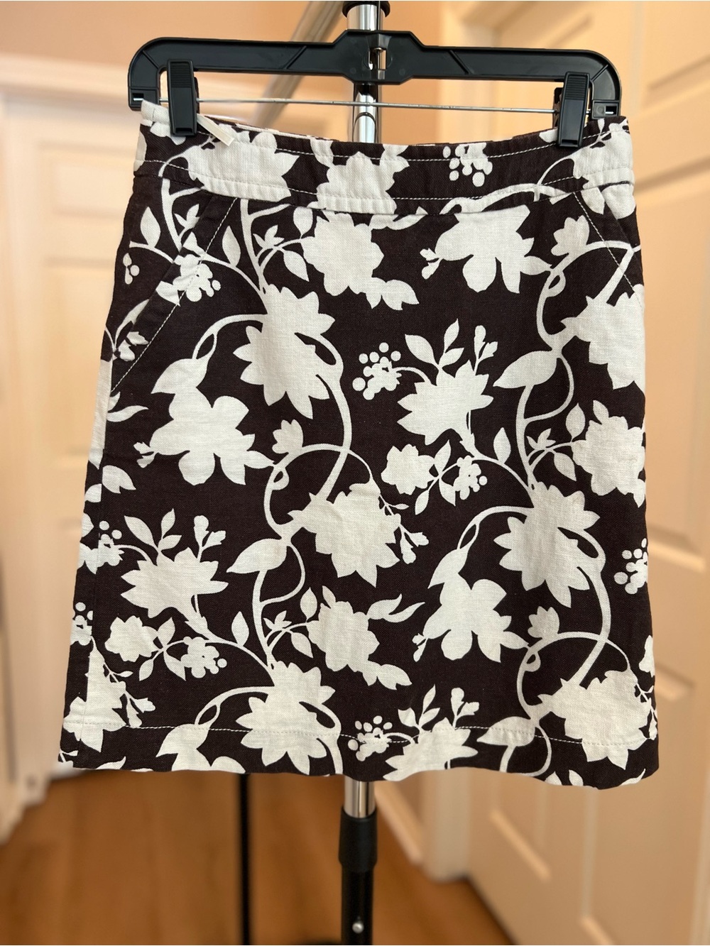 Banana Republic Black and White Floral Mini Skirt